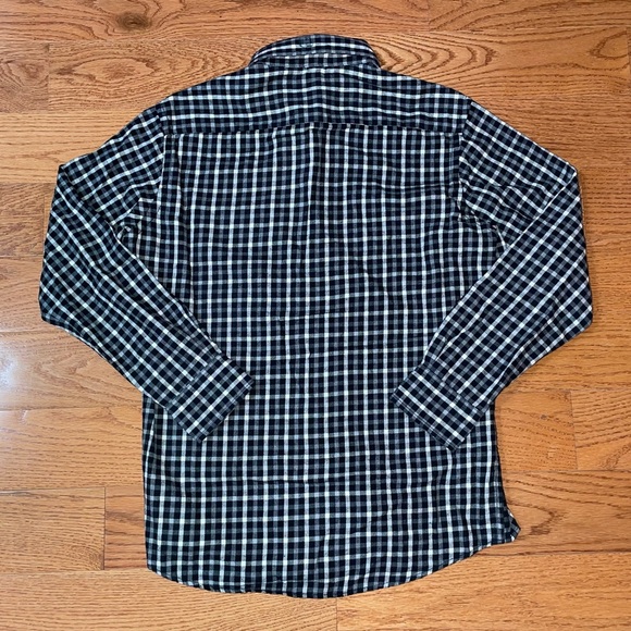 Uniqlo Black & White Flannel Checkered Button-Up Shirt - Size Medium - Picture 6 of 6